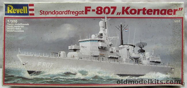 Revell 1/300 F807 Kortenaer Anti-Submarine Frigate / F808 Callenburgh / F809 Van Kinsberghen / F810 Banckert / F811 Piet Hiyn / F816 Abraham Crijnssen - Royal Netherlands Navy, 5027 plastic model kit